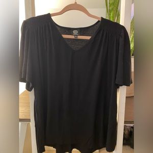 BoBeau Black shirt sleeve top- 1X